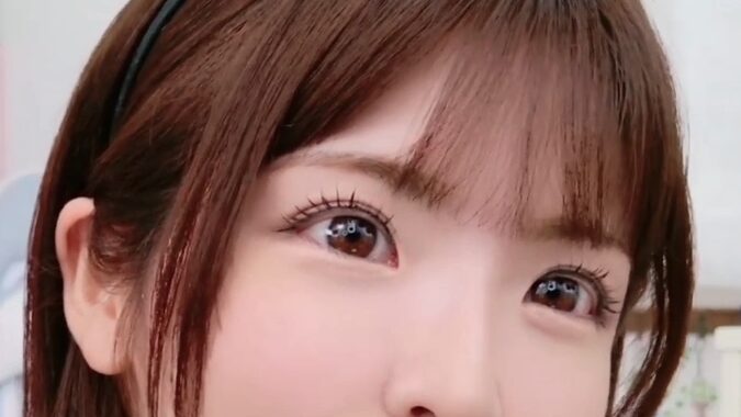 [-minami-], a popular Japanese cam girl on Stripchat