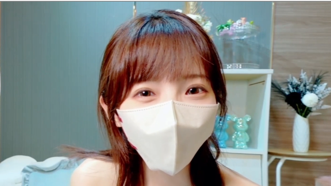 Mio-xoxo Japanese cam girl kawaii sensual style